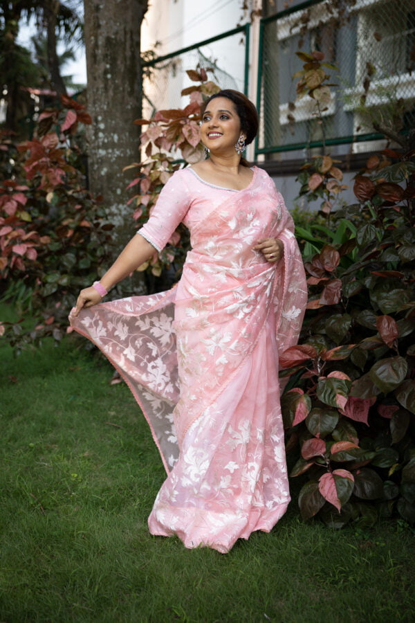 Banarasi Handloom Pure Organza Silk Saree with  Chikankari Embroidery with Crosia Lace Border