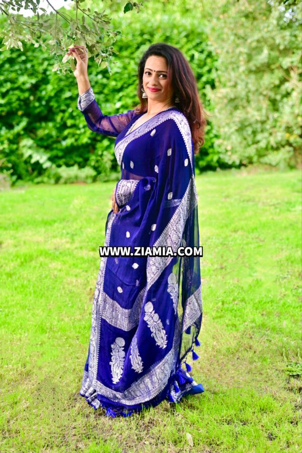 Banarasi Handloom Pure Khaddi Georgette Chiffon Silk Saree with Silver Zari Weaving - Image 4