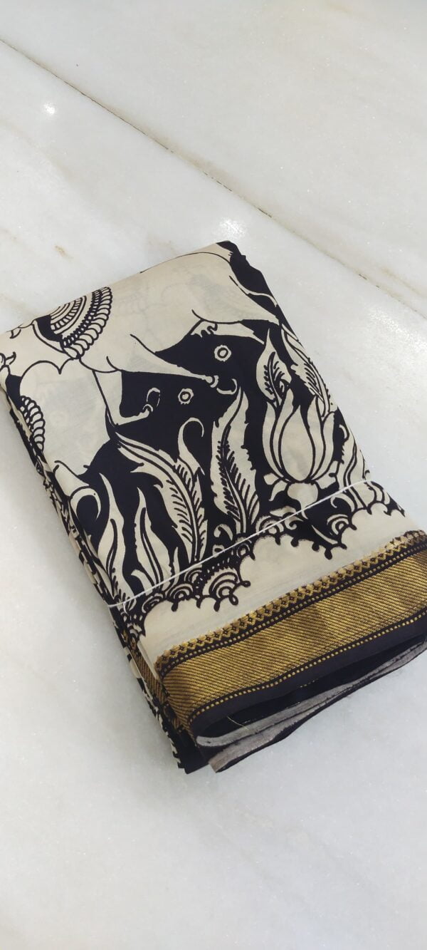 Mangalgiri Silk Black and White Hand Drawn and Hand Painted Saree - Image 3