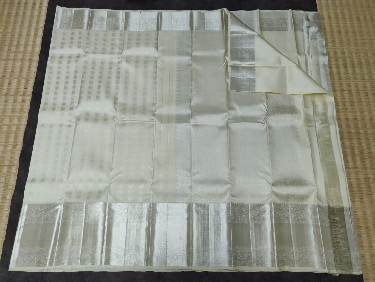 Bridal Kanchipuram silk saree with silver Zari